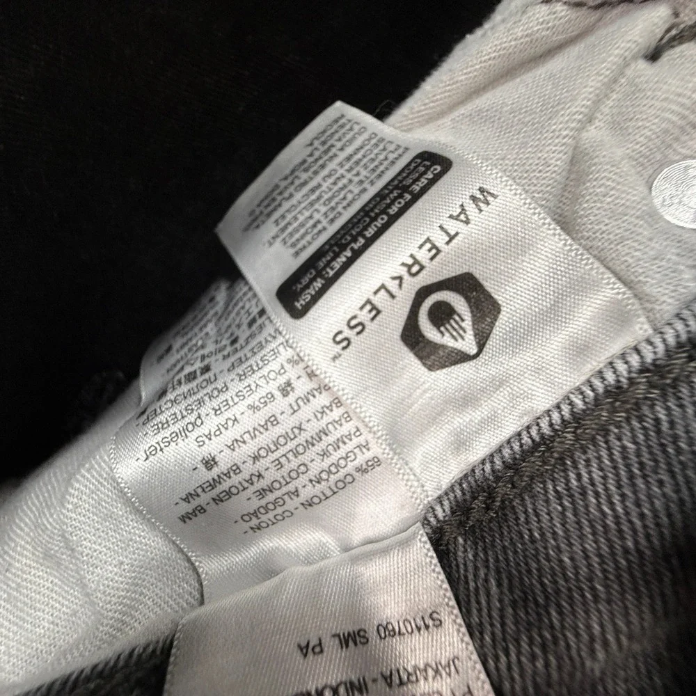 Levis 541 Jeans Mens 31x32 Gray Excellent Athletic Fit Stretch Cotton Denim
